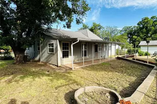 311 S Melwood St, Winters, TX 79567 - Photo 21