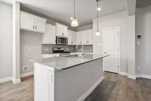 15812 Culford Ln, Fort Worth, TX 76247 - Photo 11