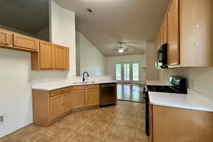 2917 St John's Dr, McKinney, TX 75072 - Photo 7