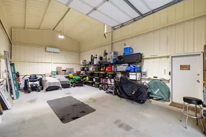 523 Post Oak Drive, Newark, TX 76071 - Photo 5