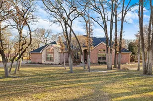 523 Post Oak Dr, Newark, TX 76071 - Photo 3