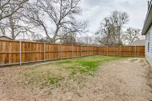 908 E Decatur St, Ennis, TX 75119 - Photo 21