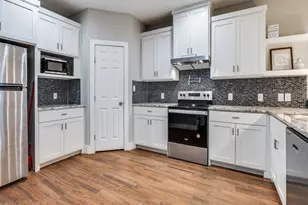 908 E Decatur St, Ennis, TX 75119 - Photo 11