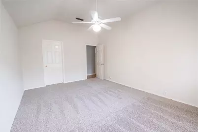 817 Stafford Station Drive, Saginaw, TX 76131 - Photo 11