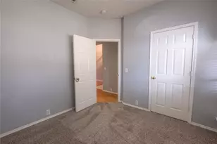 817 Stafford Station Dr, Saginaw, TX 76131 - Photo 17