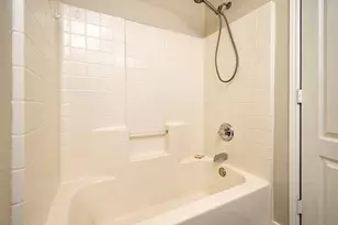 716 River Hill Ln, Fort Worth, TX 76114 - Photo 13