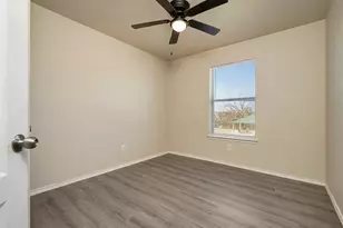 716 River Hill Ln, Fort Worth, TX 76114 - Photo 31