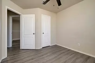 716 River Hill Ln, Fort Worth, TX 76114 - Photo 11