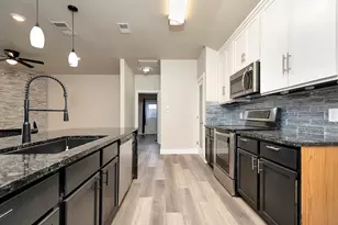 716 River Hill Ln, Fort Worth, TX 76114 - Photo 17