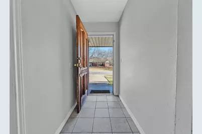 4907 Camille Court, Fort Worth, TX 76135 - Photo 5