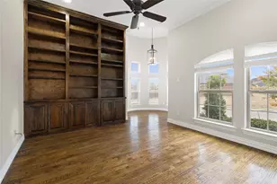 917 Wood Hollow Way, DeSoto, TX 75115 - Photo 7