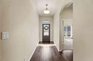 804 Skytop Dr, Fort Worth, TX 76052 - Photo 5