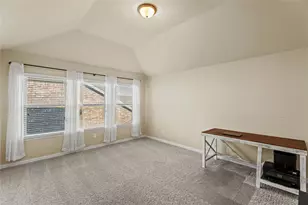 804 Skytop Dr, Fort Worth, TX 76052 - Photo 31