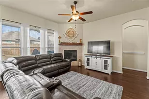 804 Skytop Dr, Fort Worth, TX 76052 - Photo 9