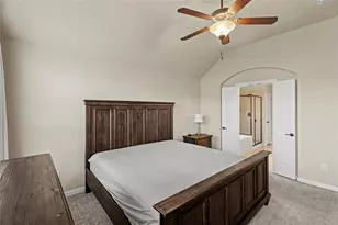 804 Skytop Dr, Fort Worth, TX 76052 - Photo 19