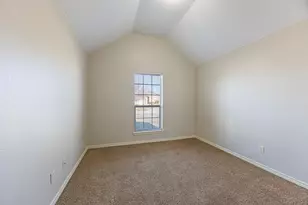 137 Lipan St, Greenville, TX 75402 - Photo 27