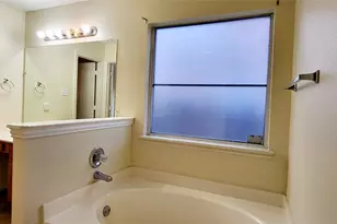 1032 Waterview Dr, Little Elm, TX 75068 - Photo 13