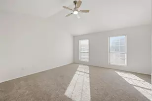 73 Winchester Dr, Euless, TX 76039 - Photo 9