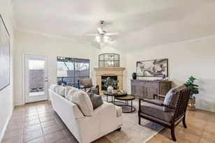 28 Emerald Pond Dr, Frisco, TX 75034 - Photo 9