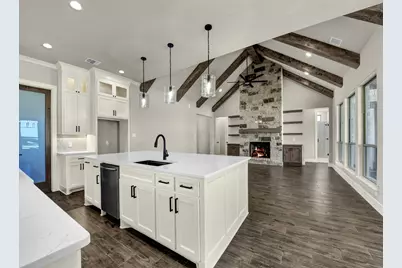 124 Desperado Way, Weatherford, TX 76088 - Photo 17