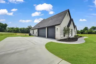 143 Desperado Wy, Weatherford, TX 76088 - Photo 3