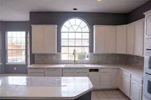 5609 Exeter Dr, Richardson, TX 75082 - Photo 9