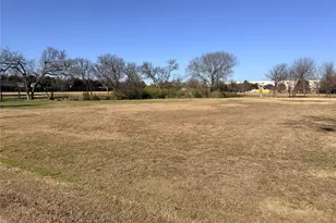 539 Winston Dr, DeSoto, TX 75115 - Photo 1