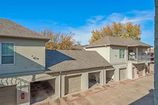 1818 N Fitzhugh Ave, Dallas, TX 75204 - Photo 3