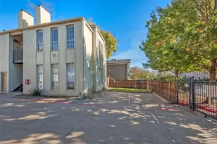 1818 N Fitzhugh Ave, Dallas, TX 75204 - Photo 21