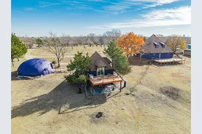 691 Bear Road, Van Alstyne, TX 75495 - Photo 1