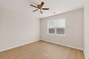 412 Riverbed Dr, Crowley, TX 76036 - Photo 15