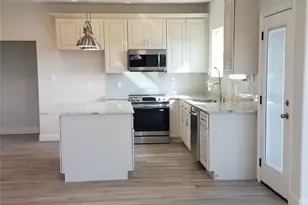 701 Sharon Ln, Whitewright, TX 75491 - Photo 3