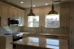 701 Sharon Ln, Whitewright, TX 75491 - Photo 5