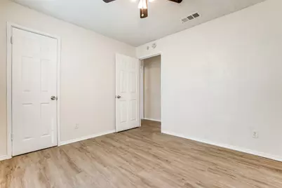 5869 Bluffman Drive, Dallas, TX 75241 - Photo 15