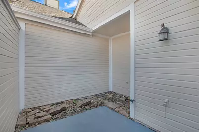 18143 Whispering Gables Lane, Dallas, TX 75287 - Photo 23