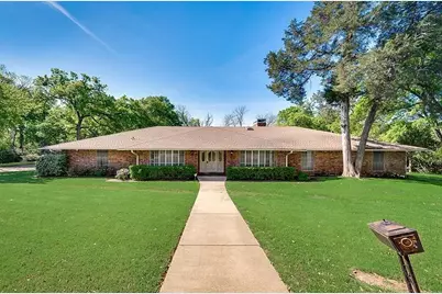 722 E Wheatland Road, Duncanville, TX 75116 - Photo 1