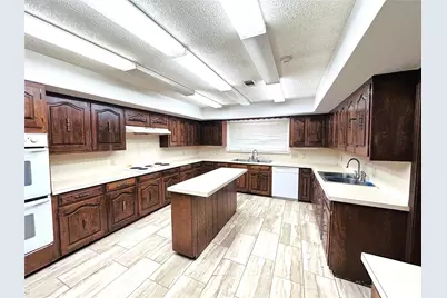 722 E Wheatland Road, Duncanville, TX 75116 - Photo 13