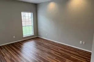 3101 Townbluff Dr, Plano, TX 75075 - Photo 7