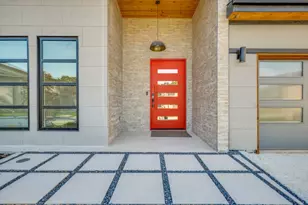 3079 Tall Oaks Ct, Corinth, TX 76210 - Photo 3