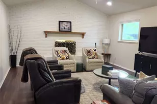 4113 Tara Dr, Benbrook, TX 76116 - Photo 5