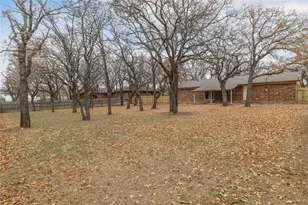 499 Oakwood Dr, Eastland, TX 76448 - Photo 27