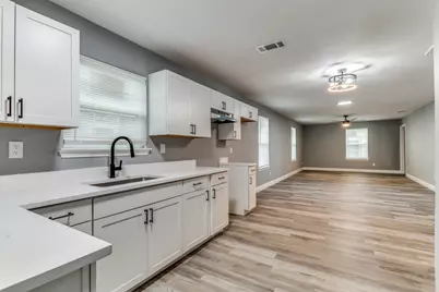 2314 Dathe Street, Dallas, TX 75215 - Photo 7