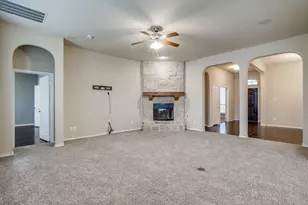 45 Auburn Dr, Edgecliff Village, TX 76134 - Photo 17