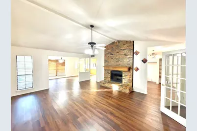 2118 Osage Trail, Grand Prairie, TX 75052 - Photo 3