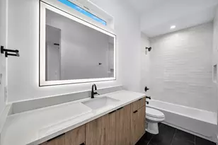 812 W 10th St, Dallas, TX 75208 - Photo 23