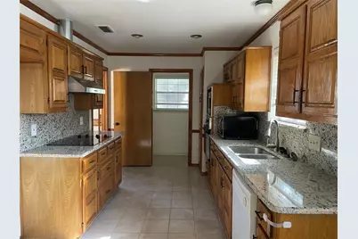 6705 Sweetwater Drive, Plano, TX 75023 - Photo 9