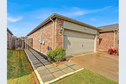 2200 Barrow Street, Princeton, TX 75407 - Photo 3