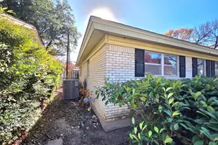 5708 Starlight Dr, Haltom City, TX 76117 - Photo 21