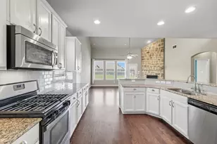 2509 Castle Creek Dr, Little Elm, TX 75068 - Photo 7