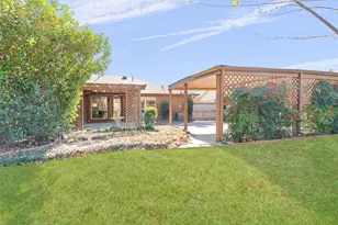 2409 Aquaduct Dr, Bedford, TX 76022 - Photo 17